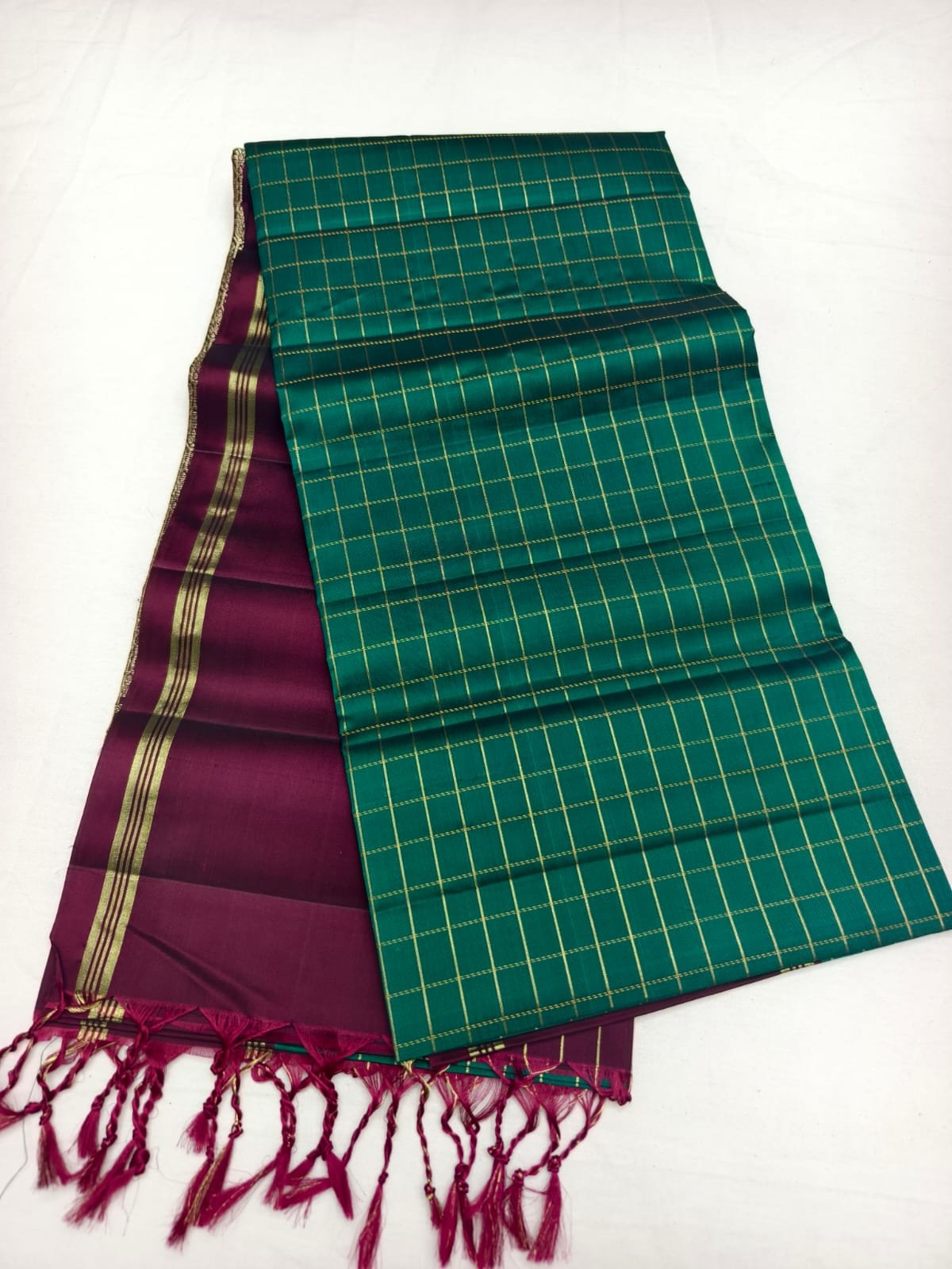 Maroon Handloom Soft Silk Saree with Double Warp Weave - Green Zari Border - full view