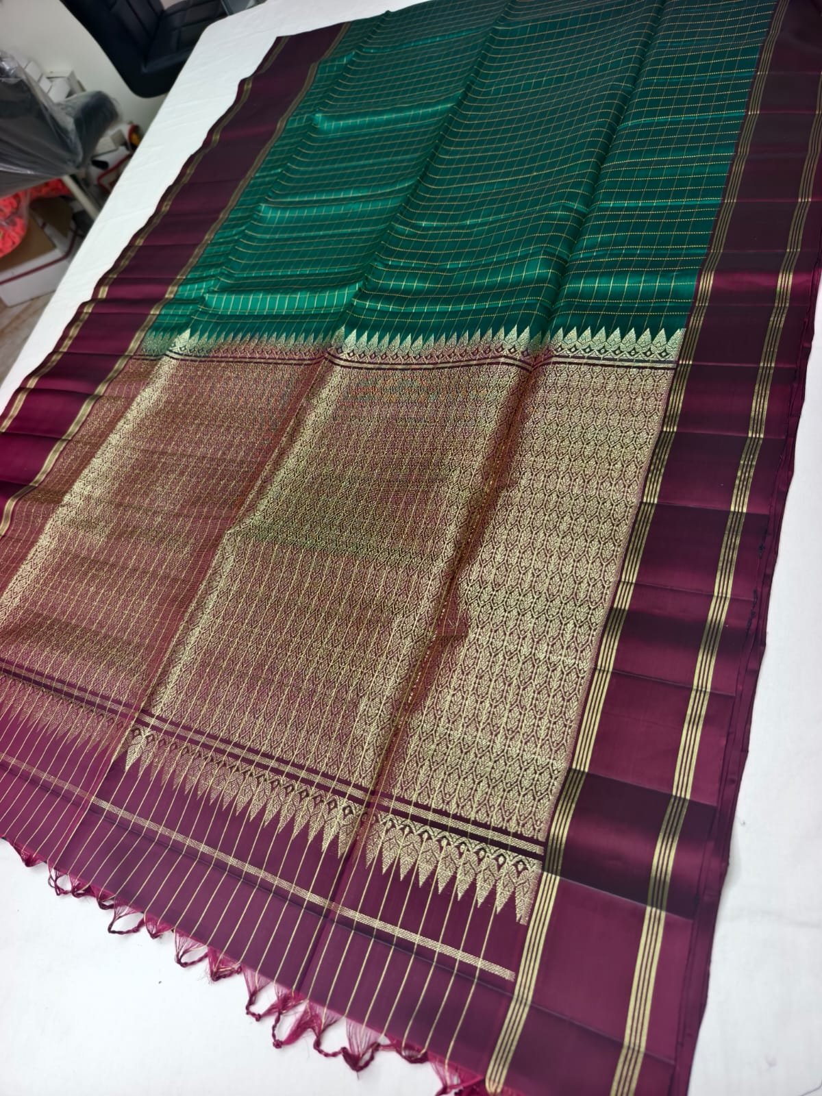 Maroon Handloom Soft Silk Saree with Double Warp Weave - Green Zari Border - detail view 1