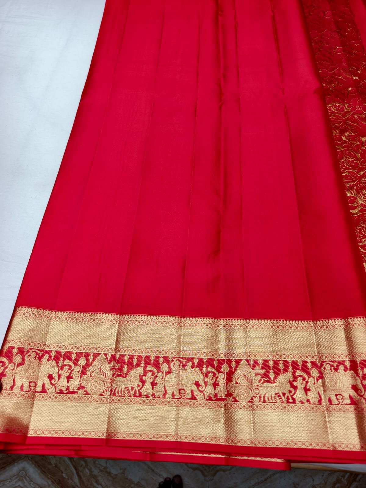 Deep Red Handloom Self Brocade Vintage Saree - Floral Bird Motif with Elephant Procession Pallu - detail view 2