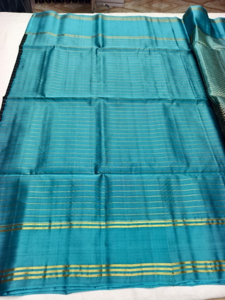 Zari border weave close-up on a Dharmavaram silk saree - buyer's checklist